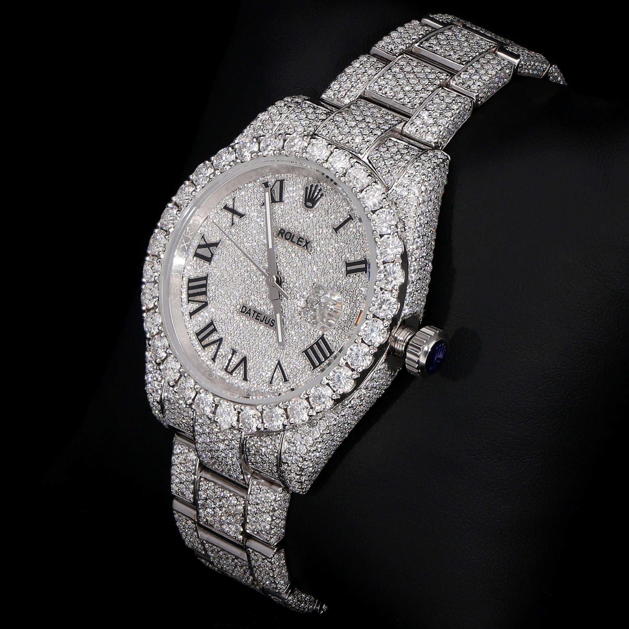 Rolex Master Classic Roman dial Moissanite Timepiece: Where Tradition Meets Sparkle